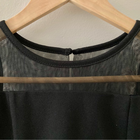 Girl’s Calvin Klein Dress size 7 - Picture 5 of 7